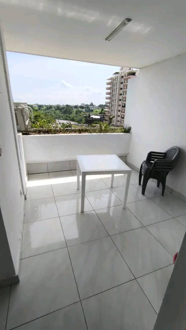 Appartement rénové en location à la Riviera Golf 1 