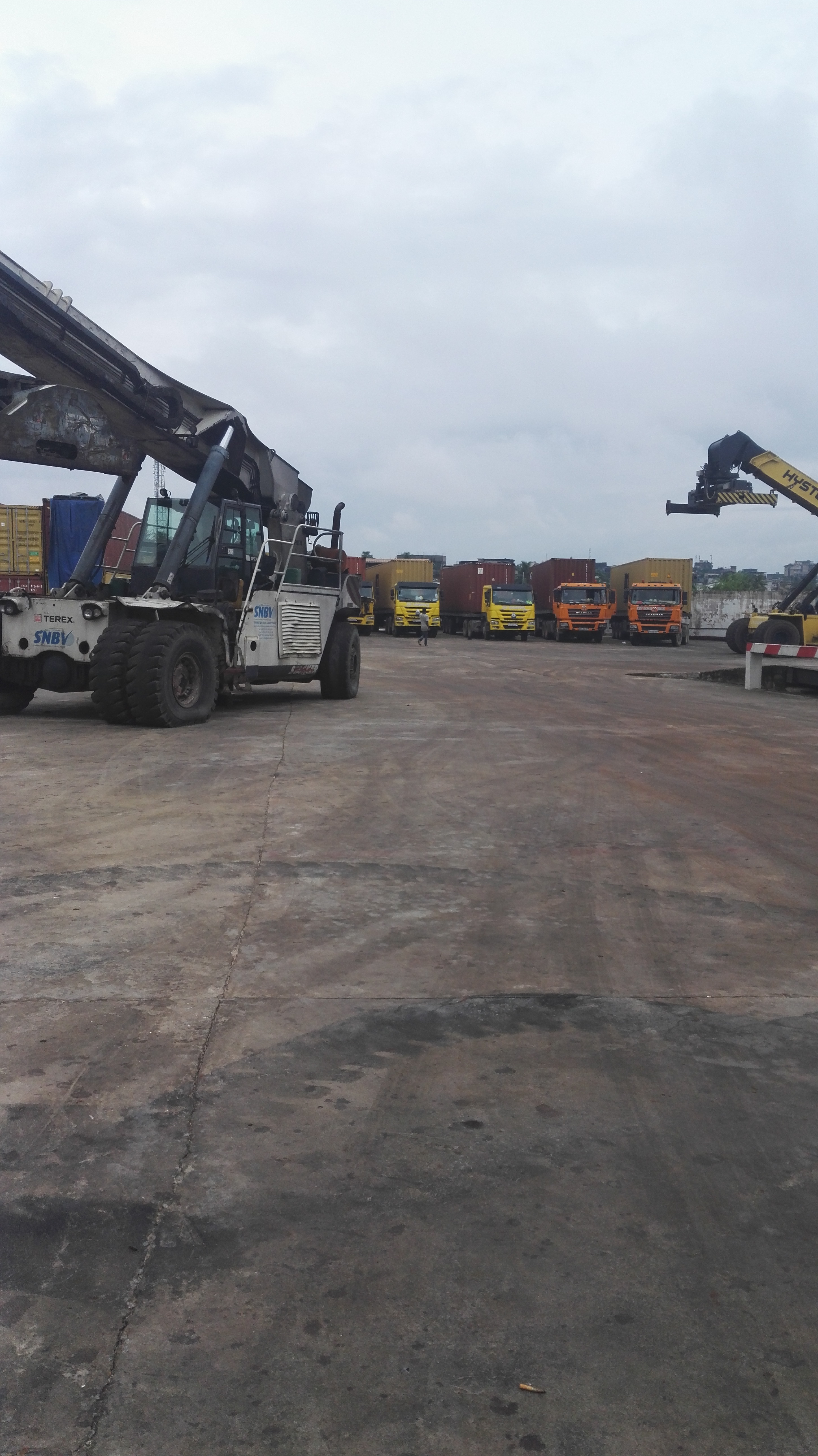 Besoin d'un Entrepôt en zone portuaire ?