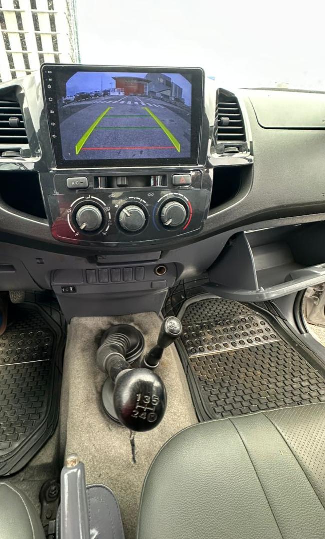 SUPERBE TOYOTA HILUX ANNÉE 2016 BELLE OCCASION 