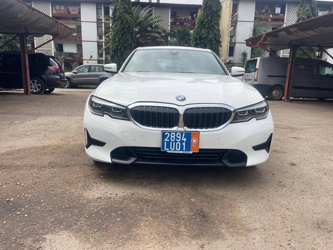 BMW Série 5 full options disponibles à Abidjan 2022